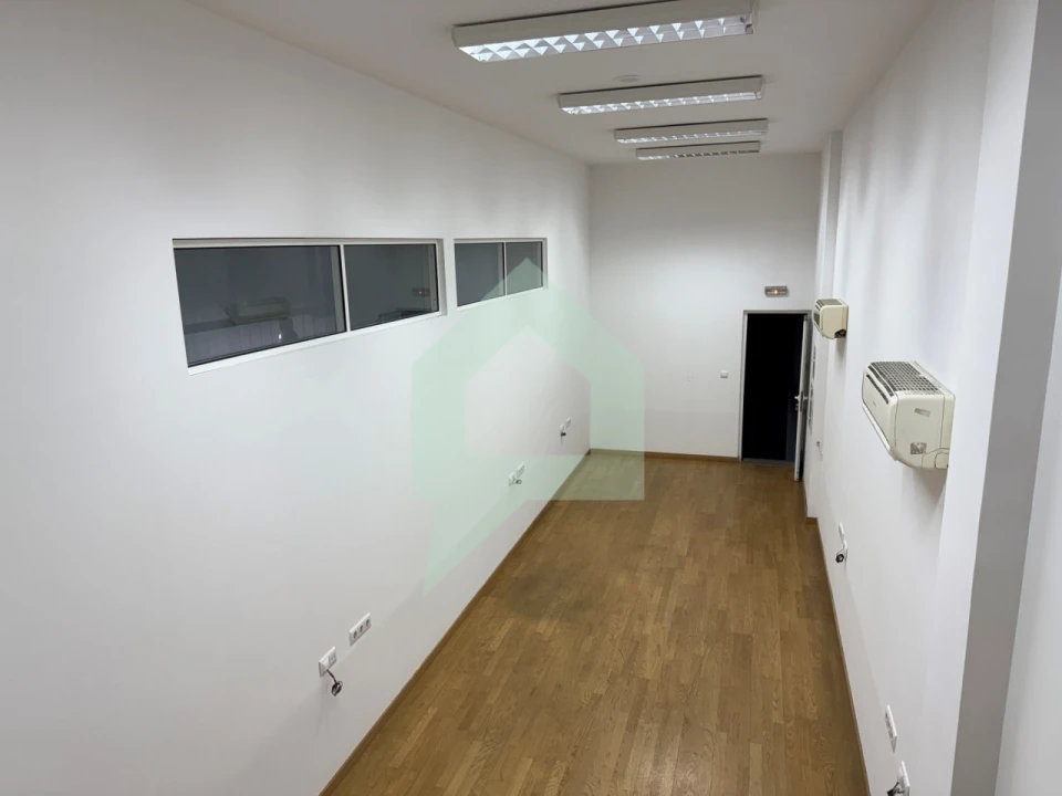 Armazém para Venda em Chorente, Góios, Courel, Pedra Furada e Gueral Foto 10