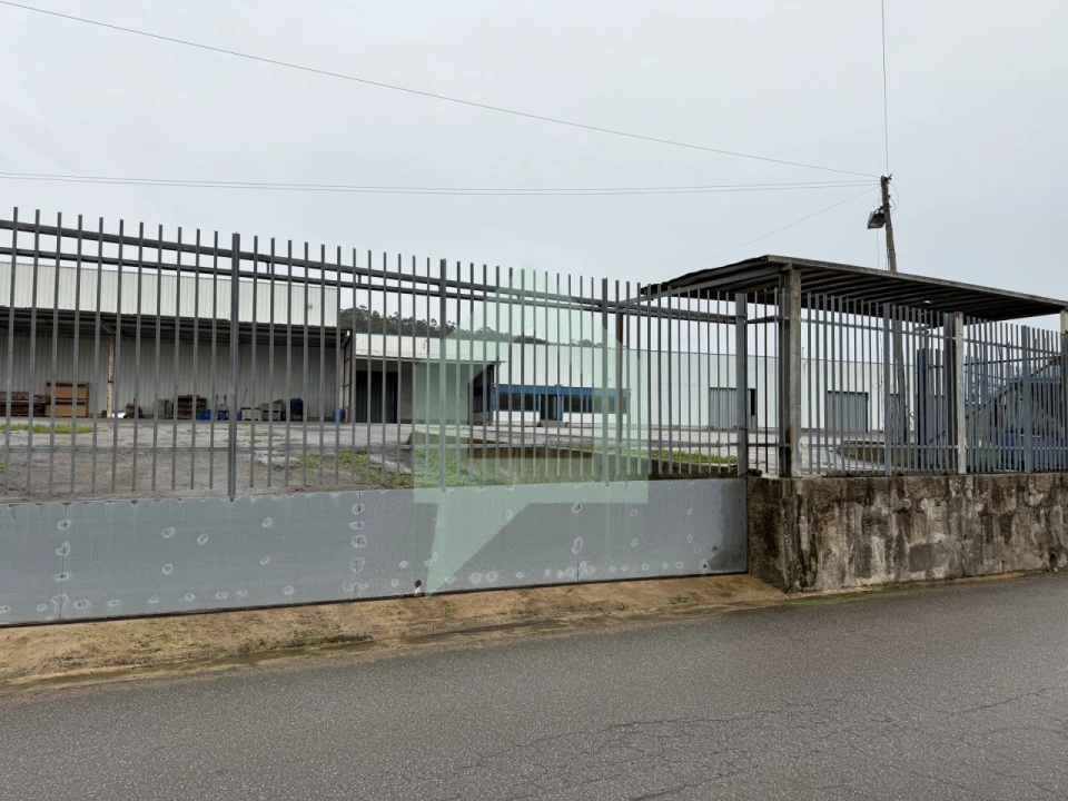 Armazém para Venda em Chorente, Góios, Courel, Pedra Furada e Gueral Foto 35