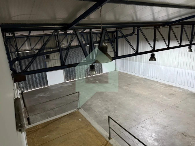 Armazém para Venda em Chorente, Góios, Courel, Pedra Furada e Gueral Foto 14