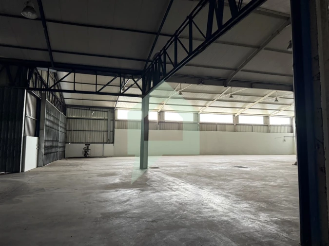 Armazém para Venda em Chorente, Góios, Courel, Pedra Furada e Gueral Foto 23