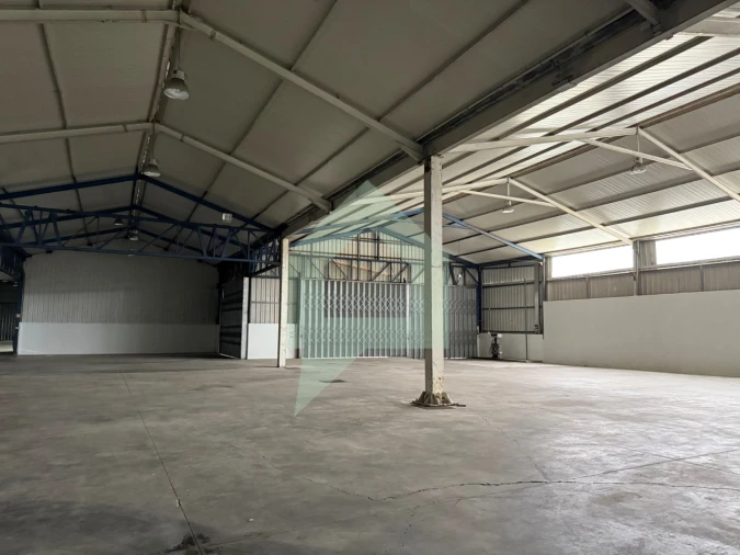 Armazém para Venda em Chorente, Góios, Courel, Pedra Furada e Gueral Foto 25