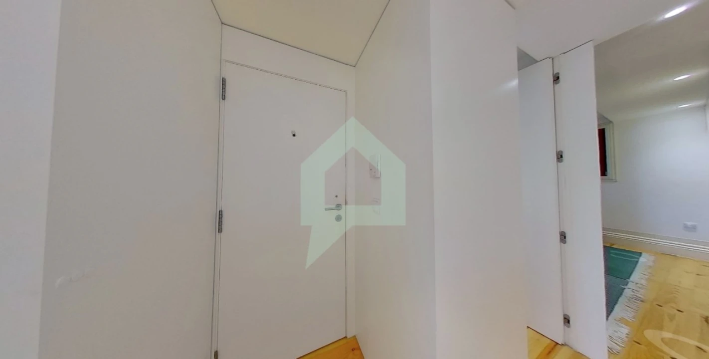 Apartamento T1 para Venda em Cedofeita, Santo Ildefonso, Sé, Miragaia, São Nicolau e Vitória Foto 4