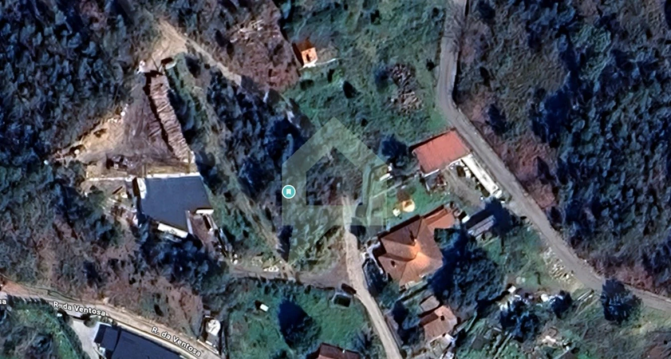 Terreno para Venda em Vila Verde e Barbudo Foto 3