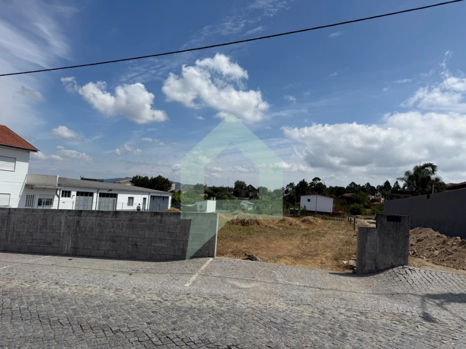 Terreno para Venda em Rio Covo (Santa Eugenia) Foto 11