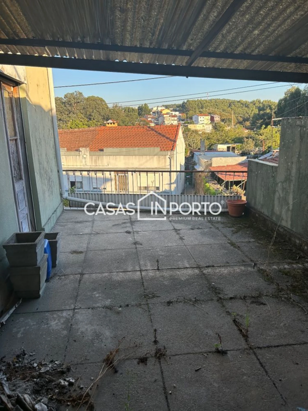 Loja para Venda em Milheiros Foto 6