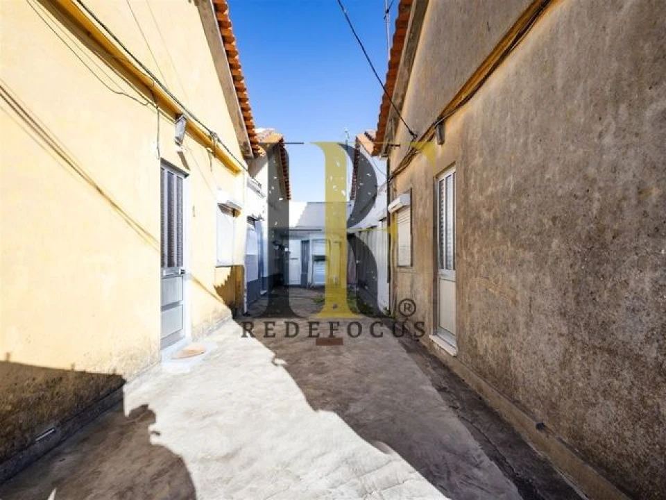 Moradia T2 para Venda em Silvalde Foto 4