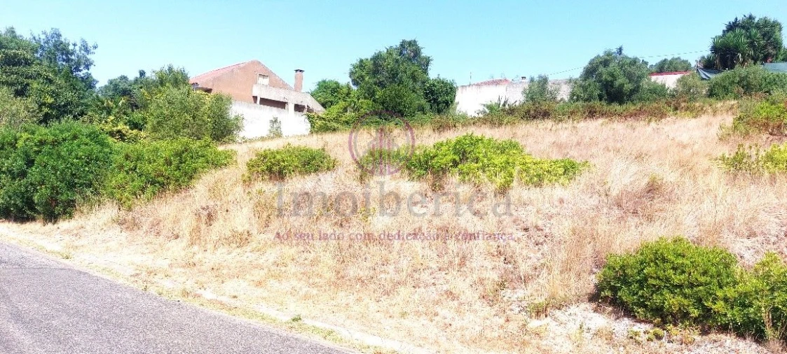 Terreno para Venda em Algueirão-Mem Martins Foto 24