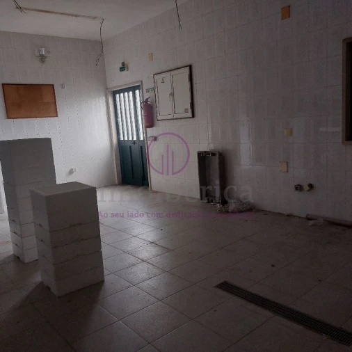 Loja para Venda em São Domingos de Rana Foto 35