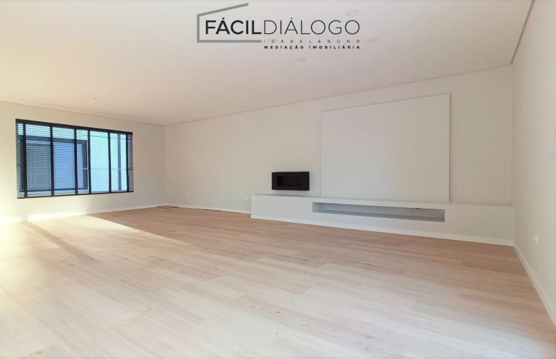 Moradia T3 para Venda em Azeitão (São Lourenço e São Simão) Foto 4