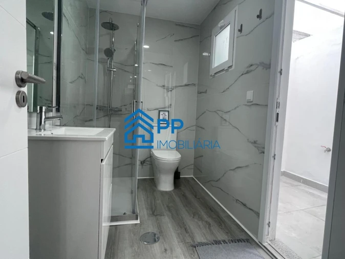 Moradia T1 para Venda em Cedofeita, Santo Ildefonso, Sé, Miragaia, São Nicolau e Vitória Foto 22