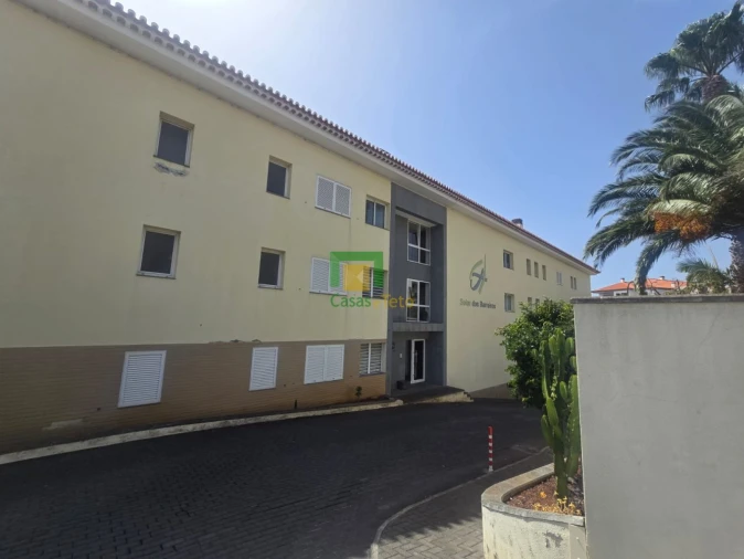 Apartamento T2 para Venda em Caniço Foto 4