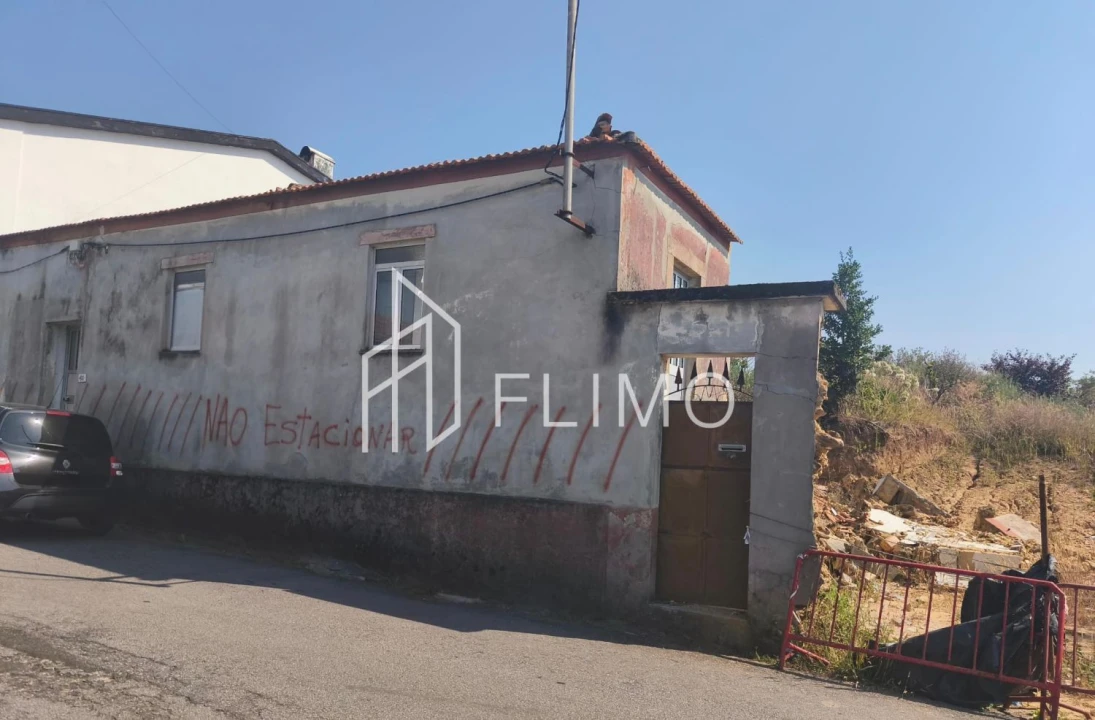 Moradia T3 para Venda em Esmoriz Foto 1