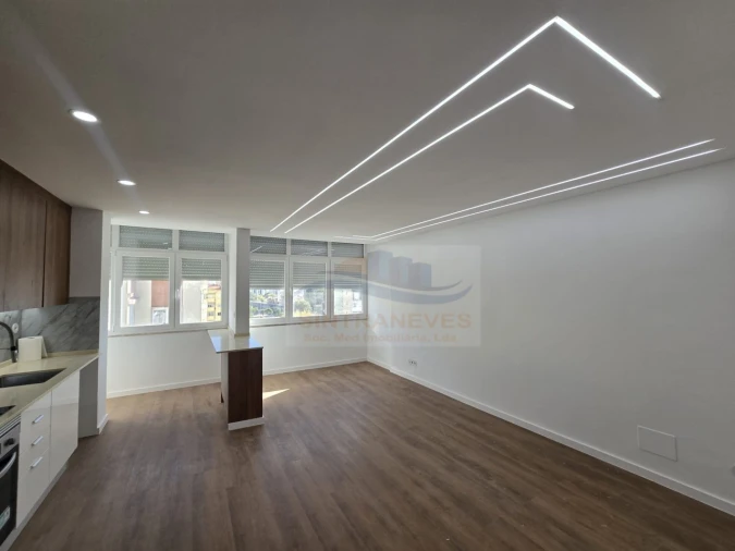 Apartamento T2 para Venda em Falagueira-Venda Nova Foto 5