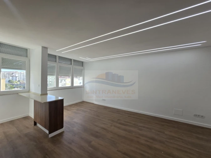 Apartamento T2 para Venda em Falagueira-Venda Nova Foto 6
