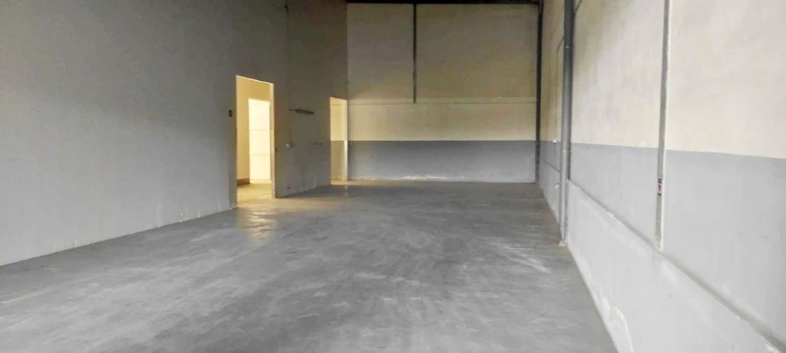 Armazém para Arrendamento em Moreira