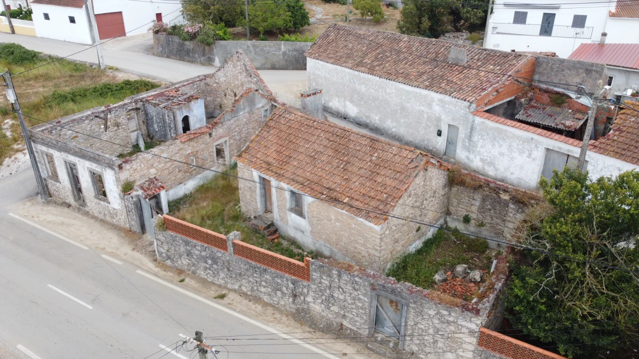 Moradia T6 para Venda em Roliça Foto 2