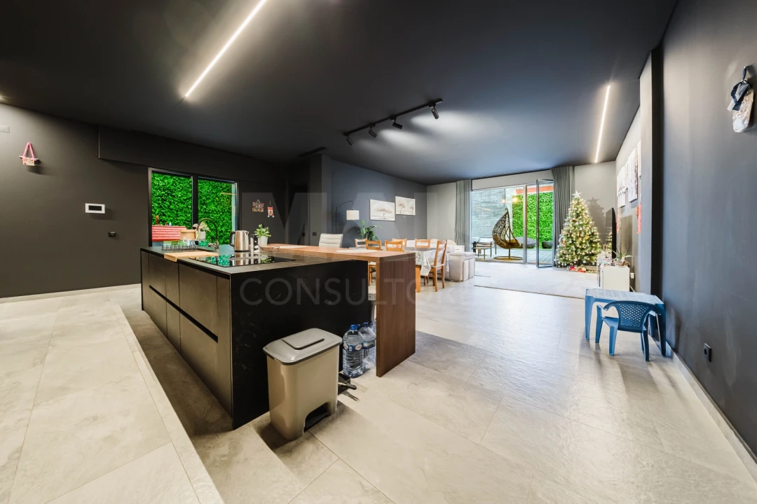 Apartamento T2 para Venda em Lourinhã e Atalaia Foto 1