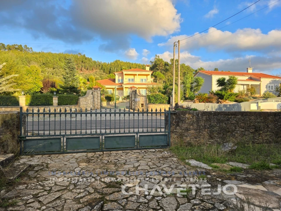 Quinta T3 para Venda em Casais e Alviobeira Foto 8