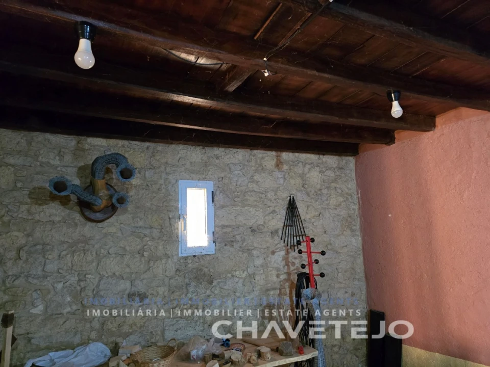 Quinta T3 para Venda em Casais e Alviobeira Foto 35
