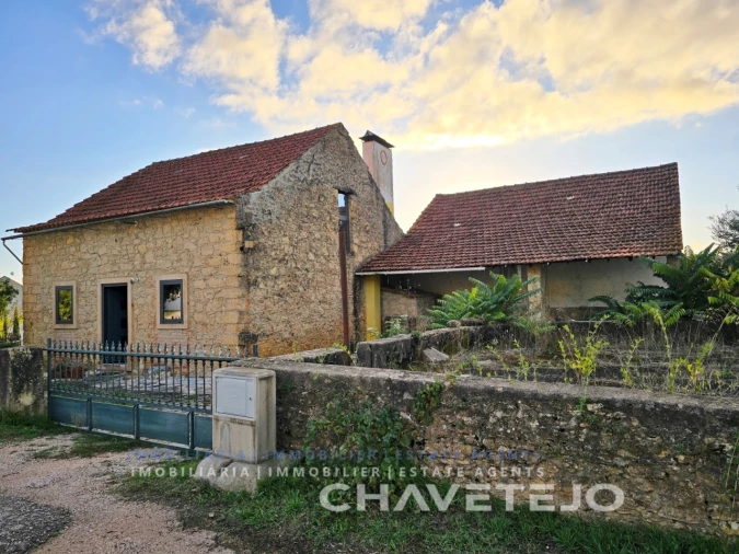 Quinta T3 para Venda em Casais e Alviobeira Foto 2