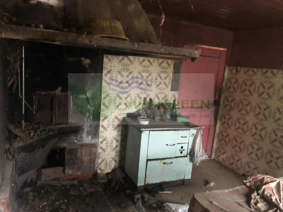 Moradia T4 para Venda em Silva Escura e Dornelas Foto 8