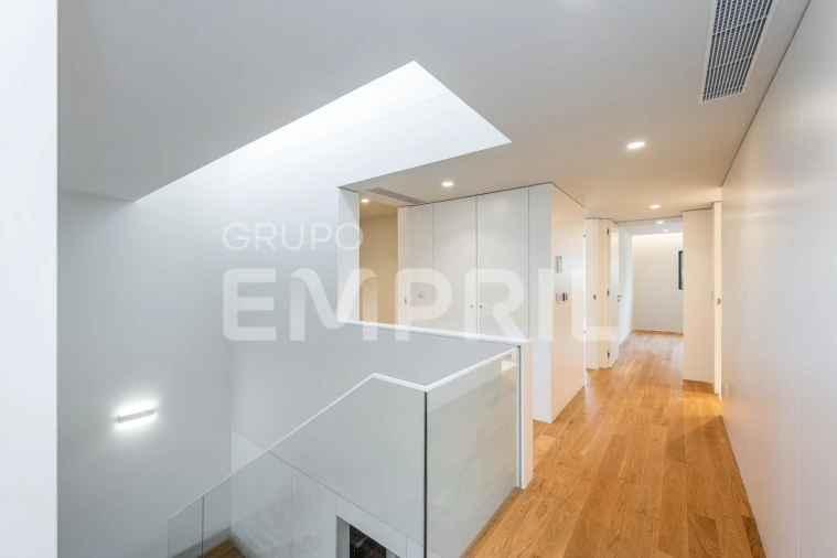 Moradia T4 para Venda em Gulpilhares e Valadares Foto 17