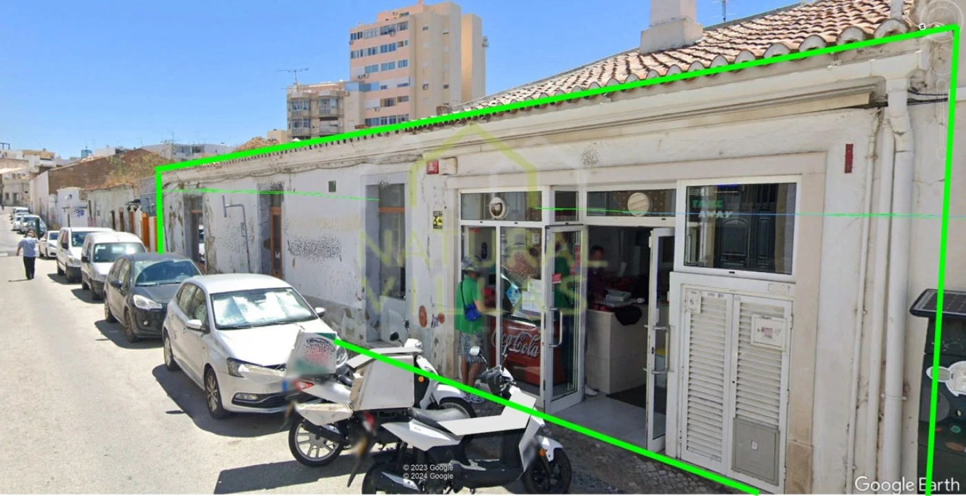 Moradia T2 para Venda em Faro (Sé e São Pedro) Foto 1