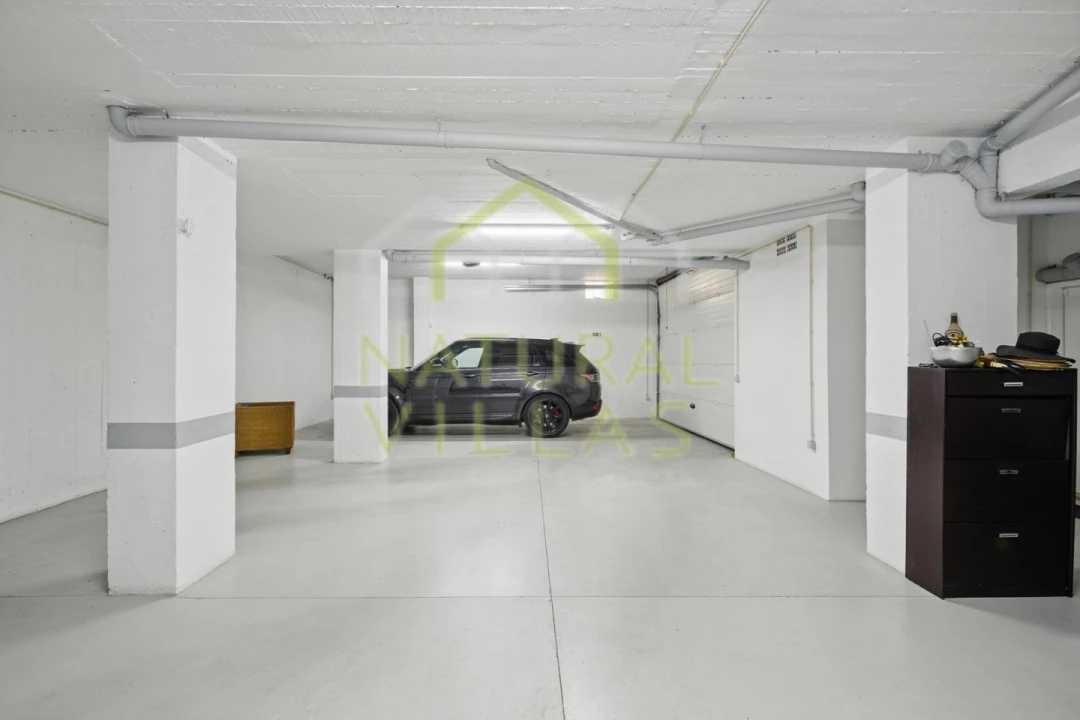 Garagem para Venda em Faro (Sé e São Pedro) Foto 3