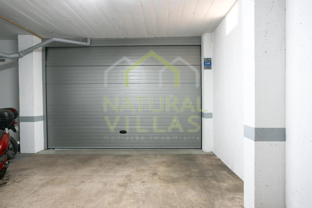 Garagem para Venda em Faro (Sé e São Pedro) Foto 5