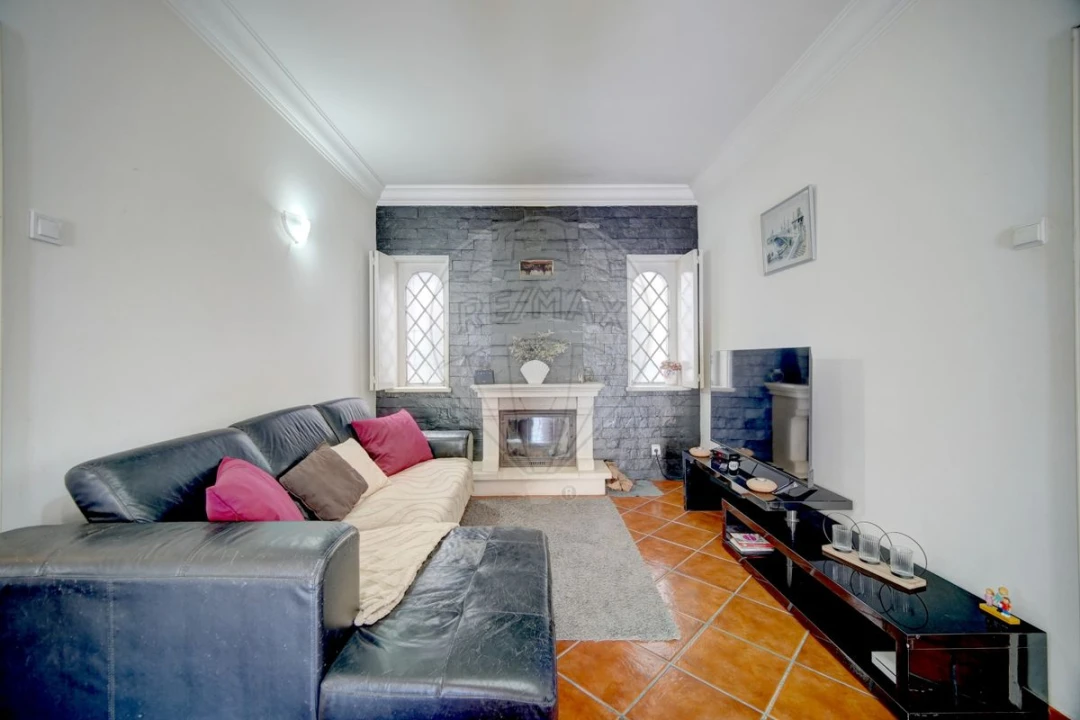 Moradia T5 para Venda em Alhandra, São João dos Montes e Calhandriz Foto 6