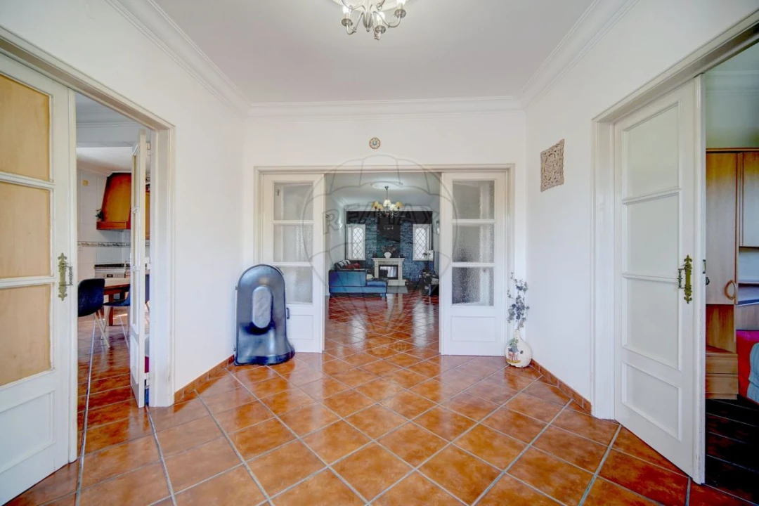 Moradia T5 para Venda em Alhandra, São João dos Montes e Calhandriz Foto 5