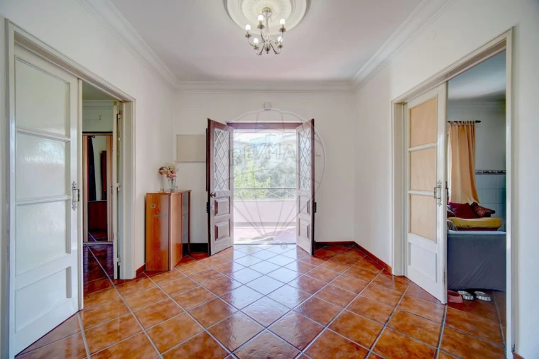 Moradia T5 para Venda em Alhandra, São João dos Montes e Calhandriz Foto 4