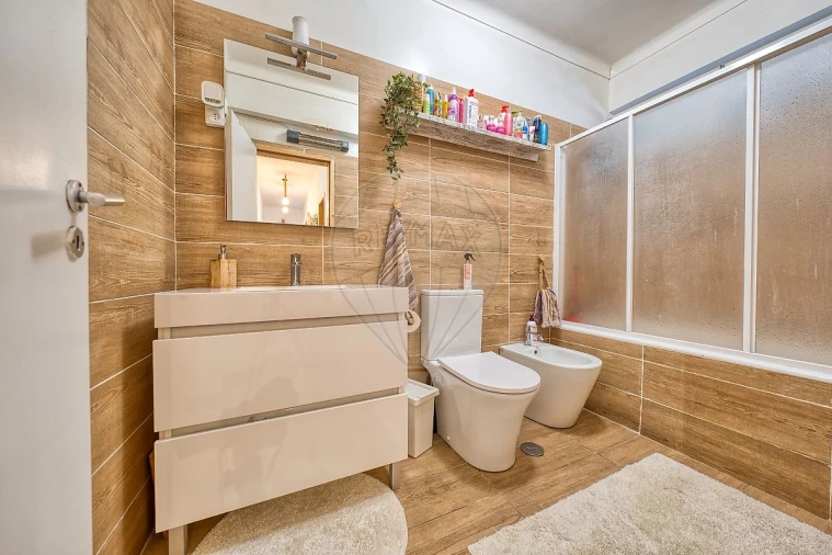 Apartamento T3 para Venda em Almeirim Foto 2