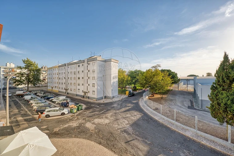 Apartamento T3 para Venda em Almeirim Foto 29