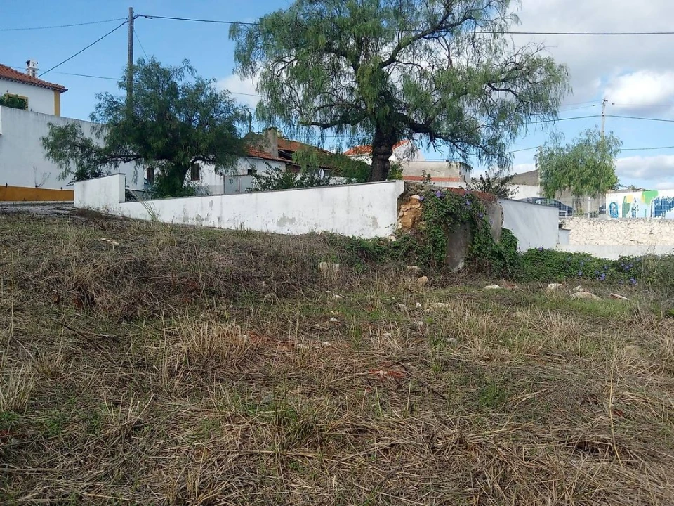 Moradia T3 para Venda em Arneiro das Milhariças Foto 10