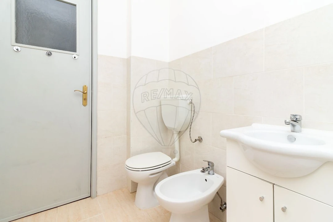 Prédio para Venda em Vila Franca de Xira Foto 30