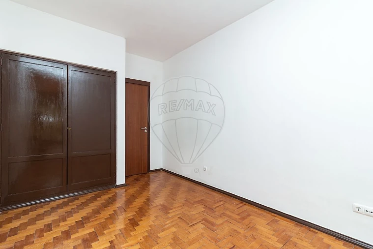 Prédio para Venda em Vila Franca de Xira Foto 7