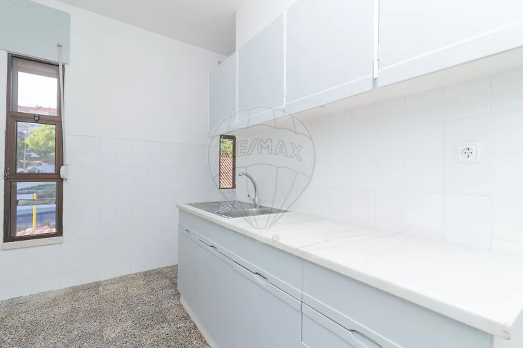 Prédio para Venda em Vila Franca de Xira Foto 25