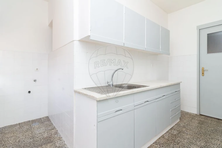 Prédio para Venda em Vila Franca de Xira Foto 33