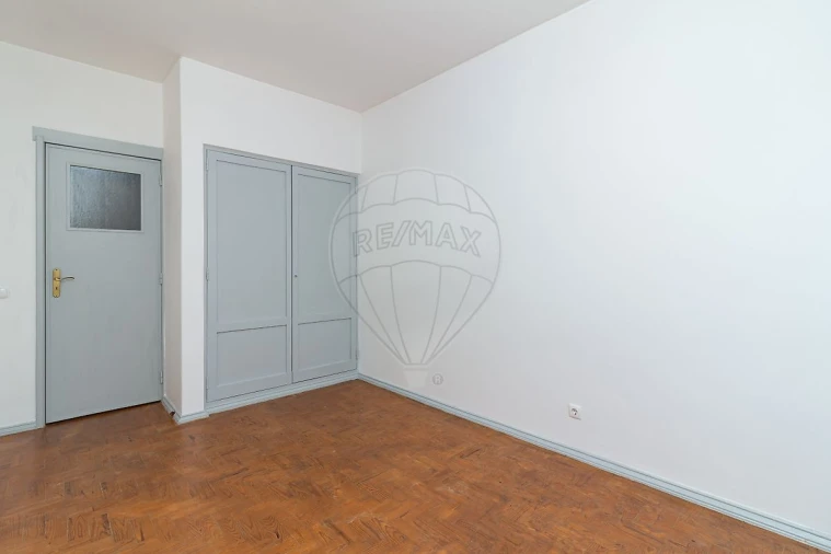 Prédio para Venda em Vila Franca de Xira Foto 39