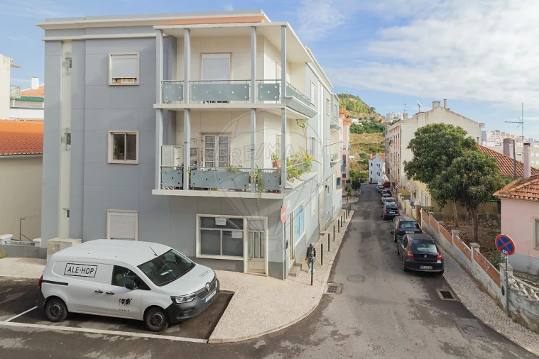 Prédio para Venda em Vila Franca de Xira Foto 20