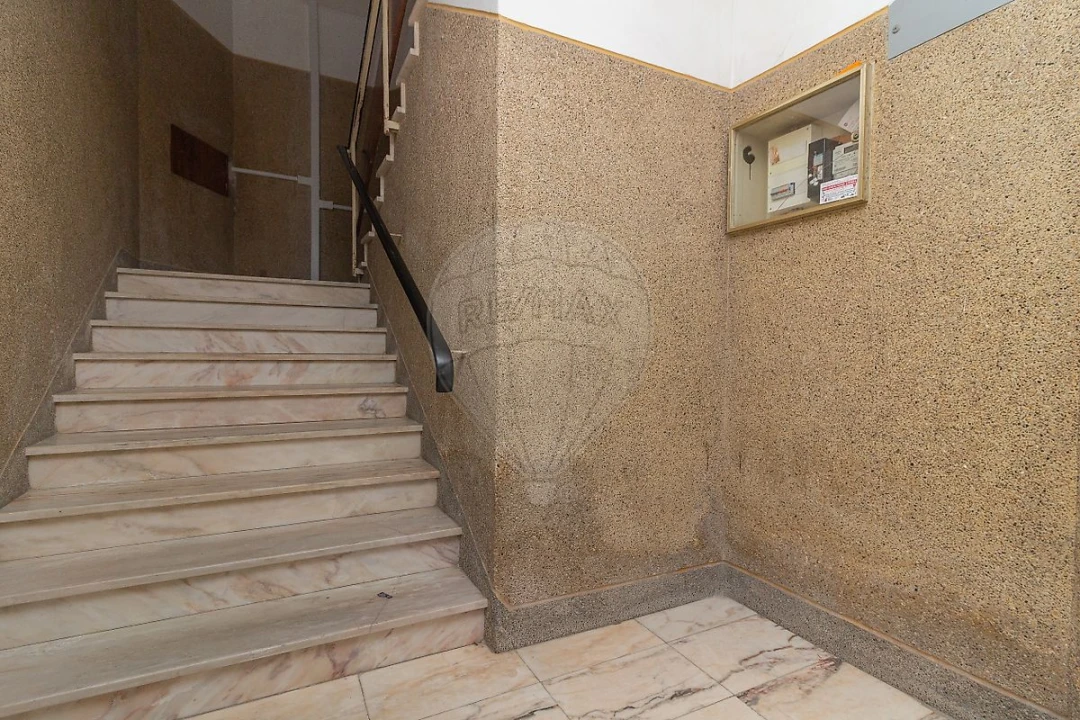 Prédio para Venda em Vila Franca de Xira Foto 43