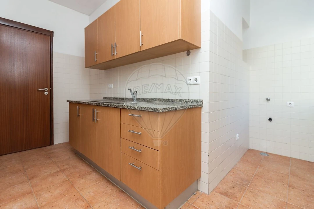 Prédio para Venda em Vila Franca de Xira Foto 18