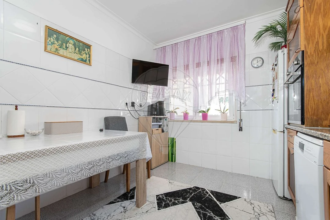 Apartamento T2 para Venda em Malveira e São Miguel de Alcainça Foto 10