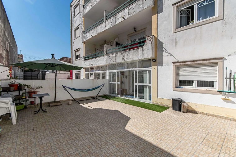 Apartamento T2 para Venda em Malveira e São Miguel de Alcainça Foto 18