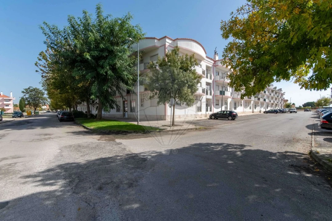Apartamento T3 para Venda em Samora Correia Foto 22