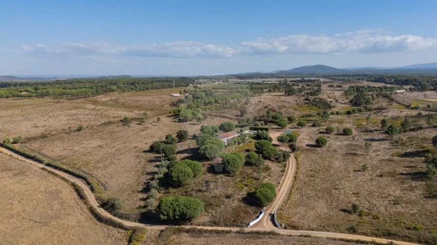 Quinta T3 para Venda em São Teotónio Foto 40
