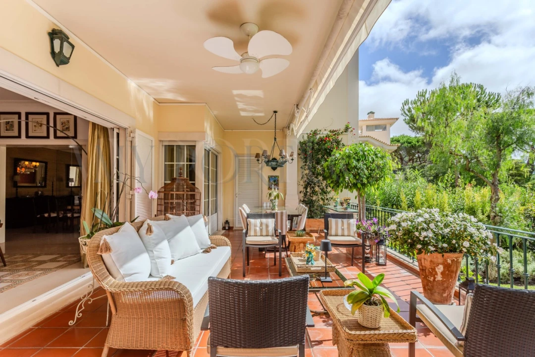 Apartamento T3 para Arrendamento em Alcabideche Foto 1