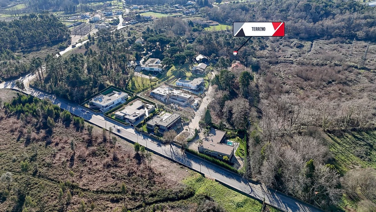 Terreno para Venda em Pedroso e Seixezelo Foto 9