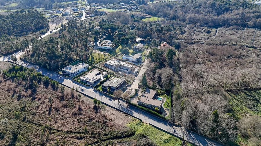 Terreno para Venda em Pedroso e Seixezelo Foto 3